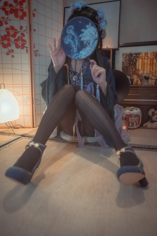 云华海月 - 木花琳琳是勇者